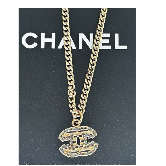 Authentic Chanel  Necklace - Picture 3 of 8